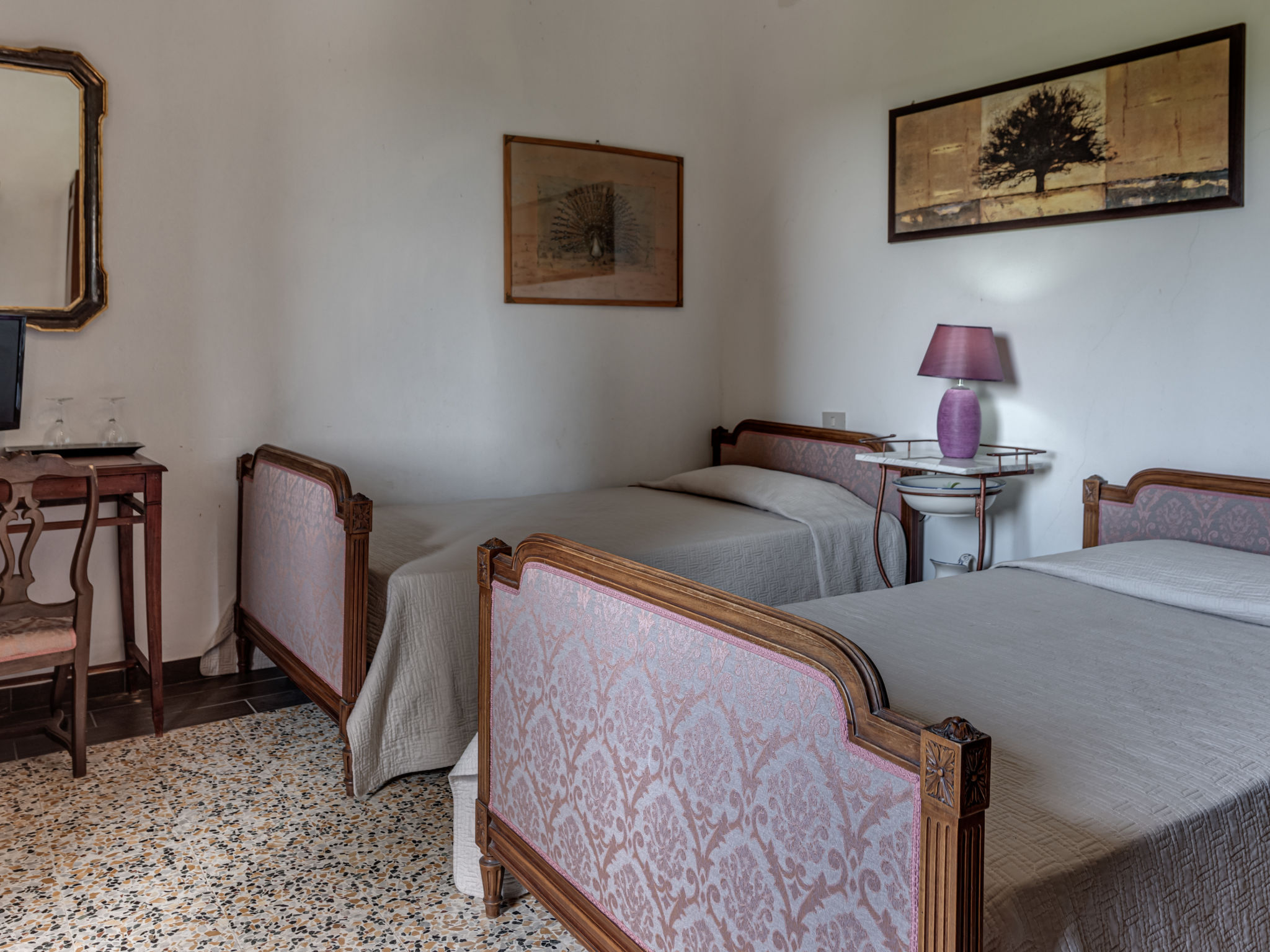 Foto 22 - Appartamento con 4 camere da letto a San Gimignano con piscina e giardino