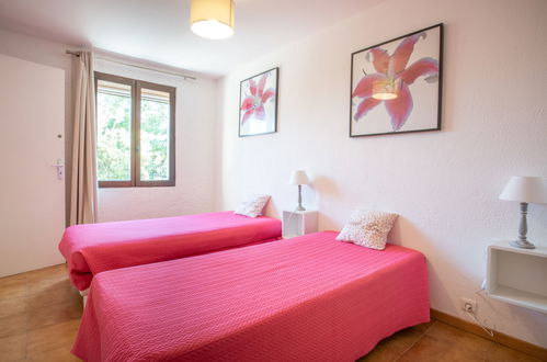 Foto 11 - Apartamento de 2 quartos em Roquebrune-sur-Argens com jardim e terraço