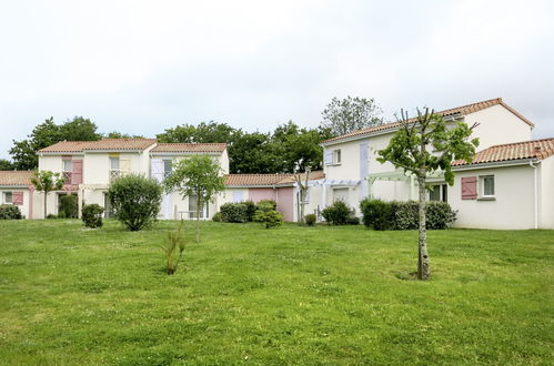 Photo 13 - Maison de 2 chambres à Talmont-Saint-Hilaire avec piscine et vues à la mer