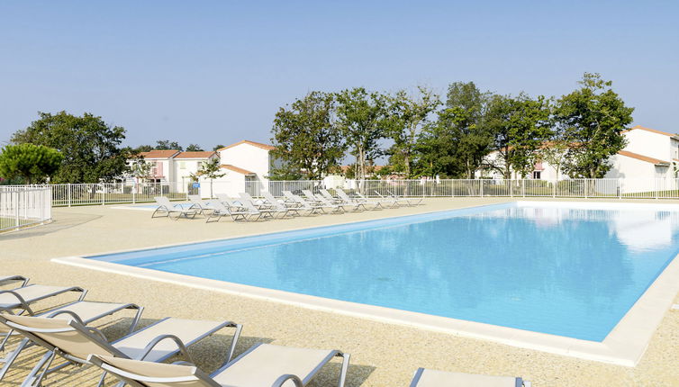 Photo 1 - Maison de 2 chambres à Talmont-Saint-Hilaire avec piscine et vues à la mer