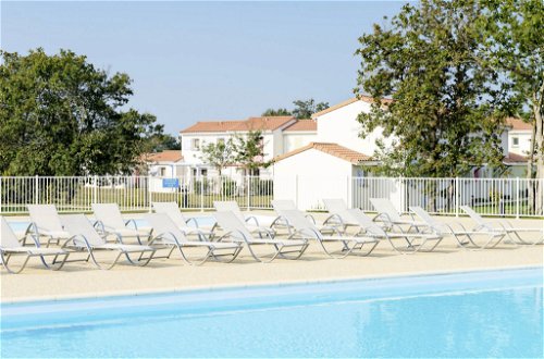 Photo 7 - 2 bedroom House in Talmont-Saint-Hilaire with swimming pool and sea view