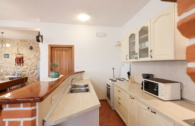 Casa de 5 quartos em Stankovci com piscina privada e jardim - Foto 23