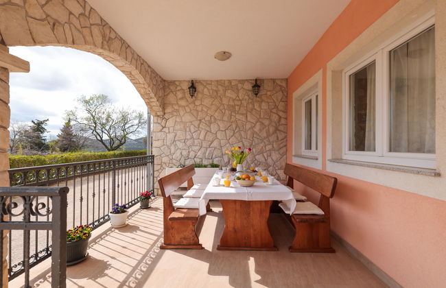 Casa de 5 quartos em Stankovci com piscina privada e jardim - Foto 5