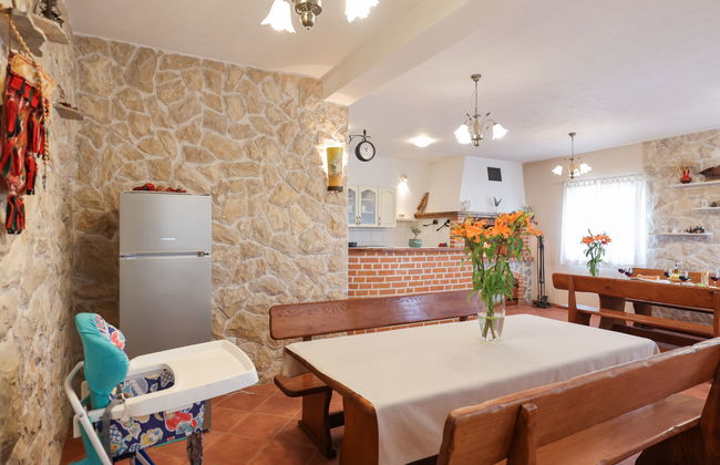 Casa de 5 quartos em Stankovci com piscina privada e jardim - Foto 25
