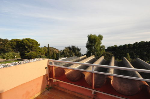 Photo 16 - Apartment in Cavalaire-sur-Mer with terrace and sea view