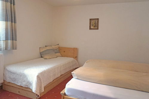 Foto 12 - Appartamento con 2 camere da letto a Sankt Anton am Arlberg con vista sulle montagne