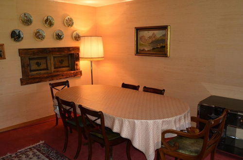 Photo 10 - 5 bedroom Apartment in Saanen