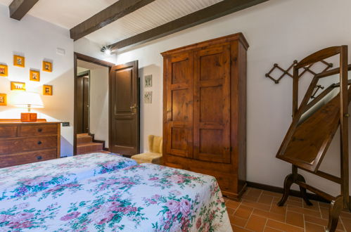 Foto 31 - Appartamento con 2 camere da letto a Colle di Val d'Elsa con piscina e giardino