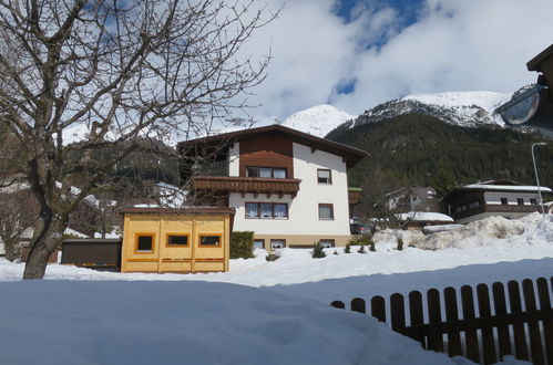 Foto 14 - Apartment mit 3 Schlafzimmern in Pettneu am Arlberg mit blick auf die berge