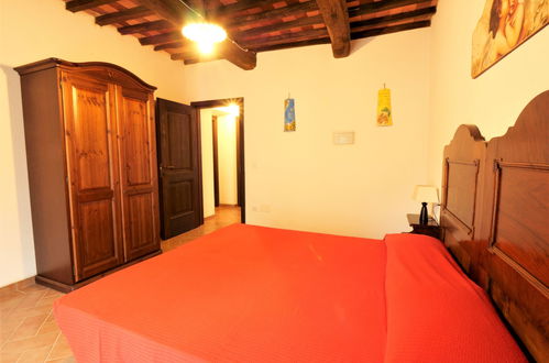 Foto 10 - Appartamento con 2 camere da letto a Massa Marittima con piscina e giardino