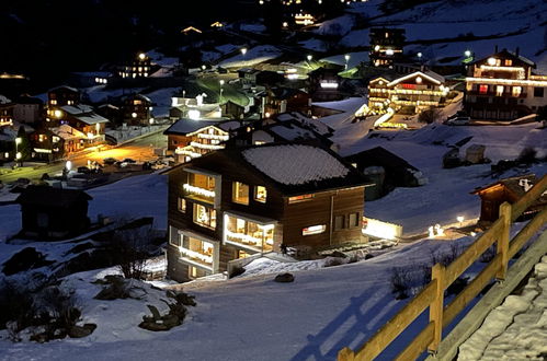 Foto 30 - Appartamento con 2 camere da letto a Grächen con sauna e vista sulle montagne