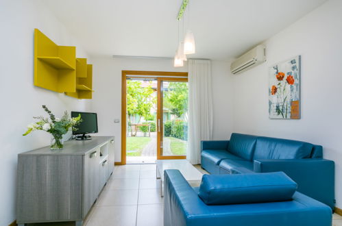 Photo 6 - 2 bedroom House in Lignano Sabbiadoro with swimming pool and garden