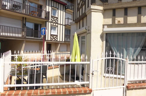 Photo 15 - 2 bedroom Apartment in Houlgate with terrace and sea view