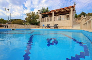 Photo 1 - Maison de 1 chambre à Sutivan avec piscine privée et vues à la mer