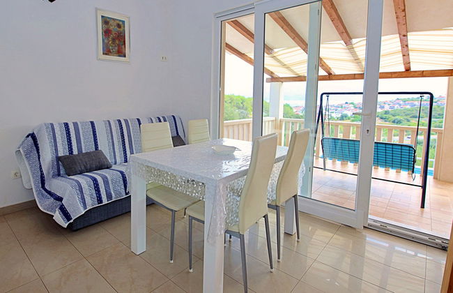 Casa de 2 quartos em Sutivan com piscina privada e terraço - Foto 6