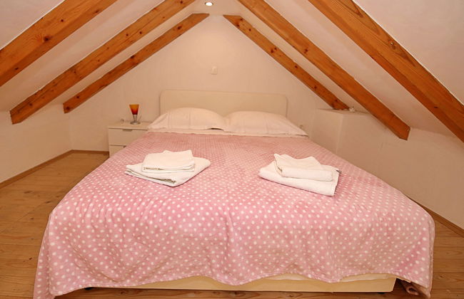 Casa de 2 quartos em Sutivan com piscina privada e terraço - Foto 11