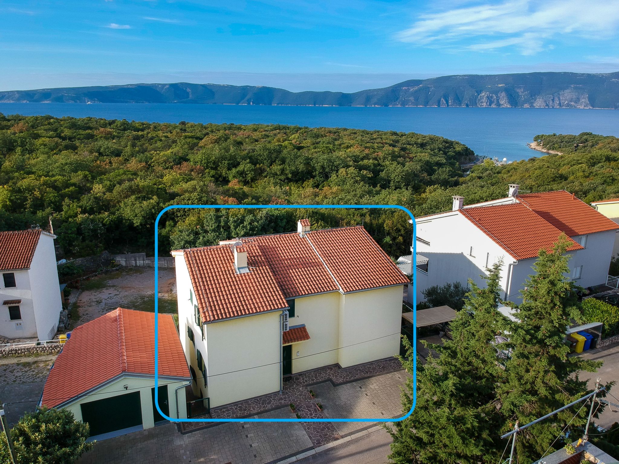 Foto 1 - Apartamento de 1 quarto em Krk com vistas do mar
