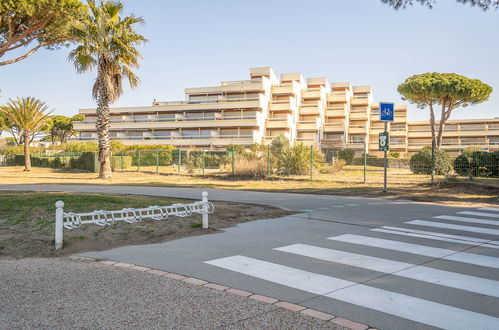 Photo 2 - 1 bedroom Apartment in Le Grau-du-Roi with terrace and sea view