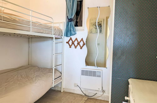 Foto 14 - Apartamento de 2 quartos em Fréjus com piscina e jardim
