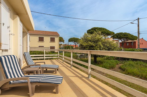 Photo 23 - Maison de 2 chambres à Hyères avec jardin et vues à la mer