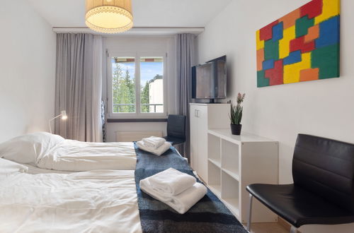 Foto 2 - Apartment mit 1 Schlafzimmer in Davos mit garten