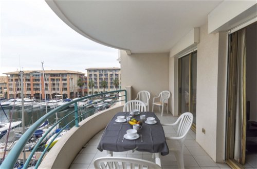 Foto 16 - Apartamento de 1 habitación en Fréjus con piscina y vistas al mar