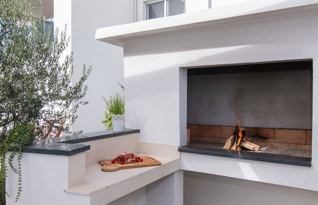 Casa de 5 quartos em Vodice com piscina privada e jardim - Foto 17