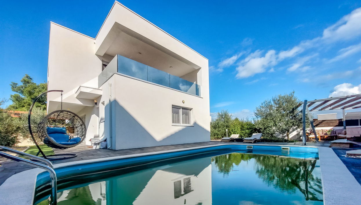 Casa de 5 quartos em Vodice com piscina privada e jardim - Foto 1