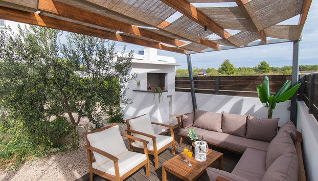 Casa de 5 quartos em Vodice com piscina privada e jardim - Foto 3