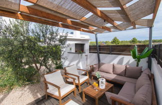 Photo 3 - 4 bedroom House in Vodice with private pool and sea view