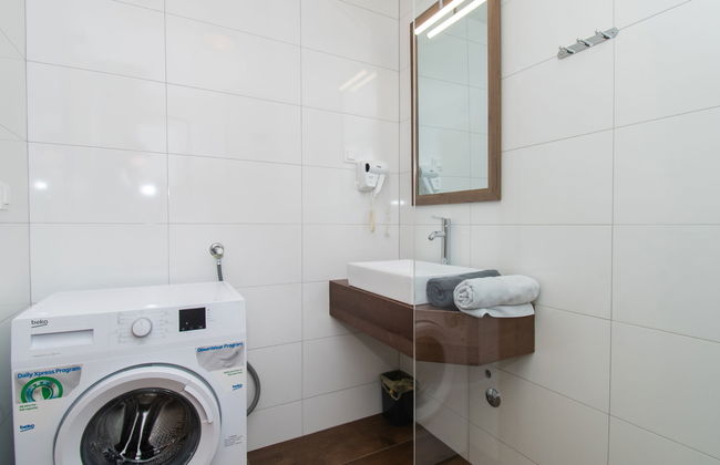 Casa de 5 quartos em Vodice com piscina privada e jardim - Foto 27
