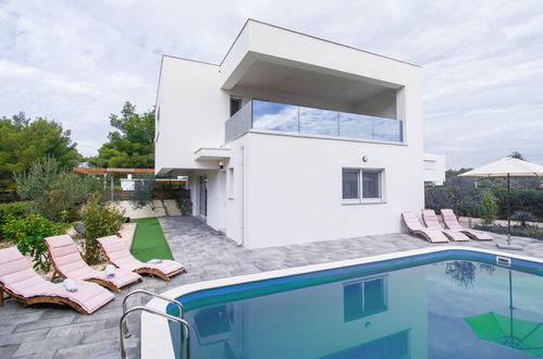 Photo 20 - 4 bedroom House in Vodice with private pool and sea view