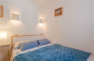 Foto 3 - Apartamento de 2 habitaciones en Sainte-Maxime con piscina y vistas al mar