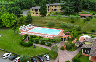 Foto 2 - Apartamento de 2 habitaciones en Garda con piscina y vistas a la montaña