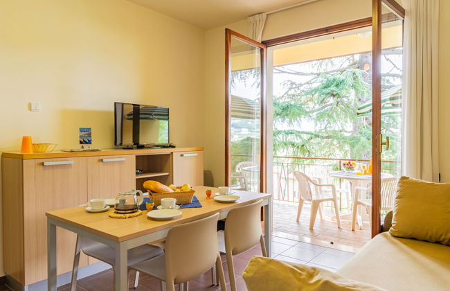 Apartamento de 3 quartos em Garda com piscina e jardim - Foto 6