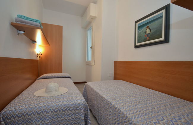 Apartamento de 3 quartos em Lignano Sabbiadoro com piscina e jardim - Foto 13