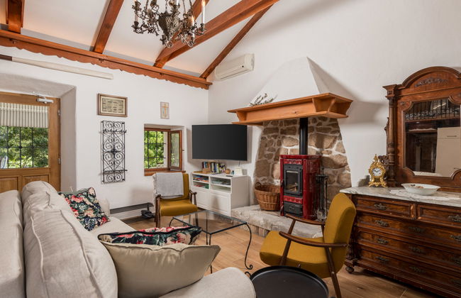 Apartamento de 2 quartos em Dobrinj com piscina e jardim - Foto 33