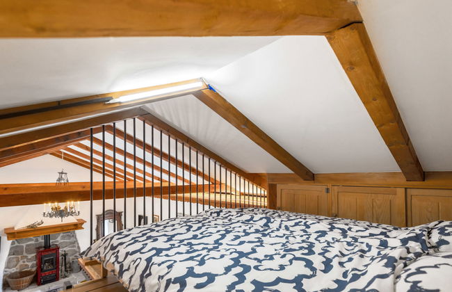 Apartamento de 2 quartos em Dobrinj com piscina e jardim - Foto 12