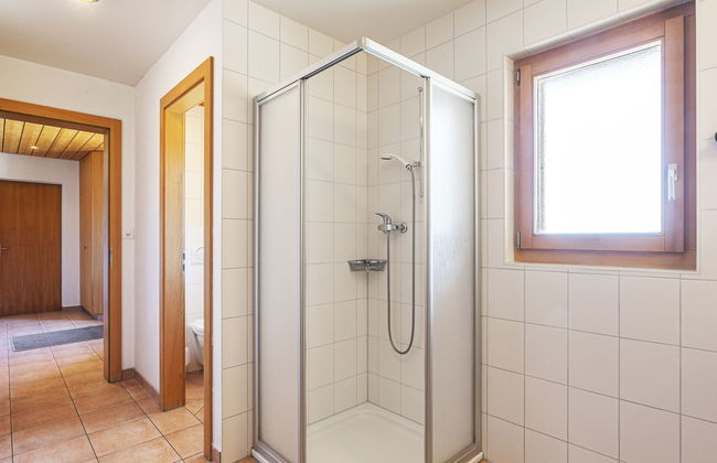 Casa de 8 quartos em Val-d'Illiez com terraço e sauna - Foto 19