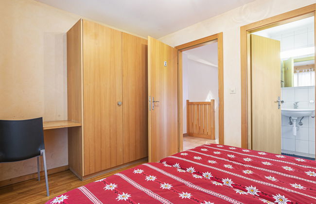 Casa de 8 quartos em Val-d'Illiez com terraço e sauna - Foto 12