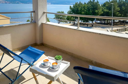 Foto 18 - Casa de 4 quartos em Novigrad com piscina privada e jardim