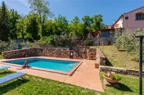 Foto 38 - Casa de 3 habitaciones en Montieri con piscina privada y jardín