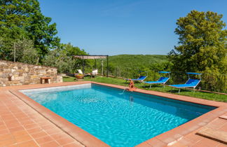 Foto 3 - Casa de 3 habitaciones en Montieri con piscina privada y jardín