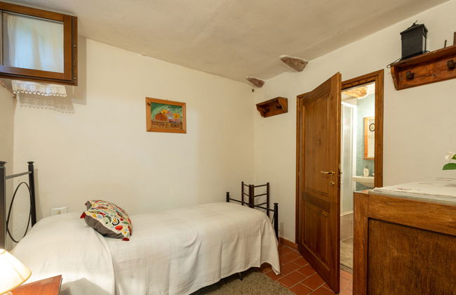 Casa de 5 quartos em Montieri com piscina privada e jardim - Foto 22
