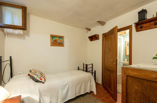 Photo 22 - 3 bedroom House in Montieri with private pool and garden