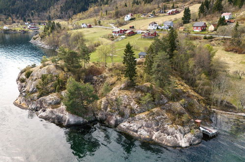 Foto 26 - Casa de 2 quartos em Balestrand com jardim e terraço