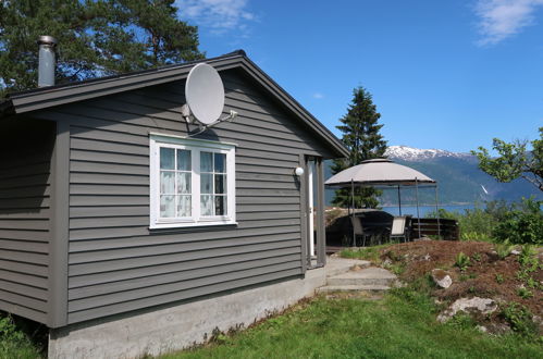 Photo 19 - 2 bedroom House in Balestrand with garden and terrace