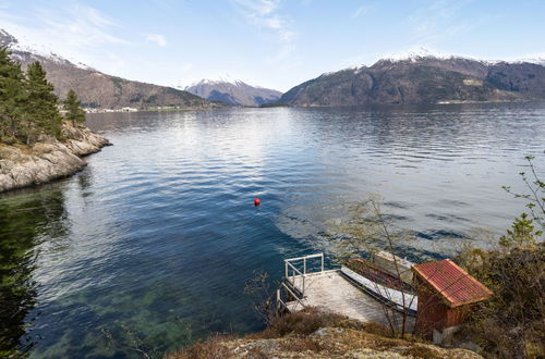 Foto 21 - Casa de 2 quartos em Balestrand com jardim e terraço