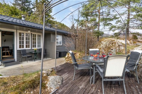 Foto 24 - Casa de 2 quartos em Balestrand com jardim e terraço