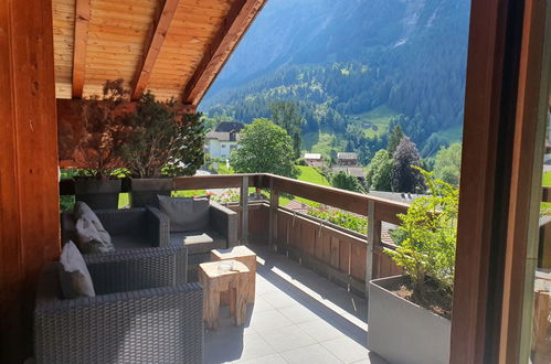 Foto 14 - Appartamento con 3 camere da letto a Grindelwald con giardino